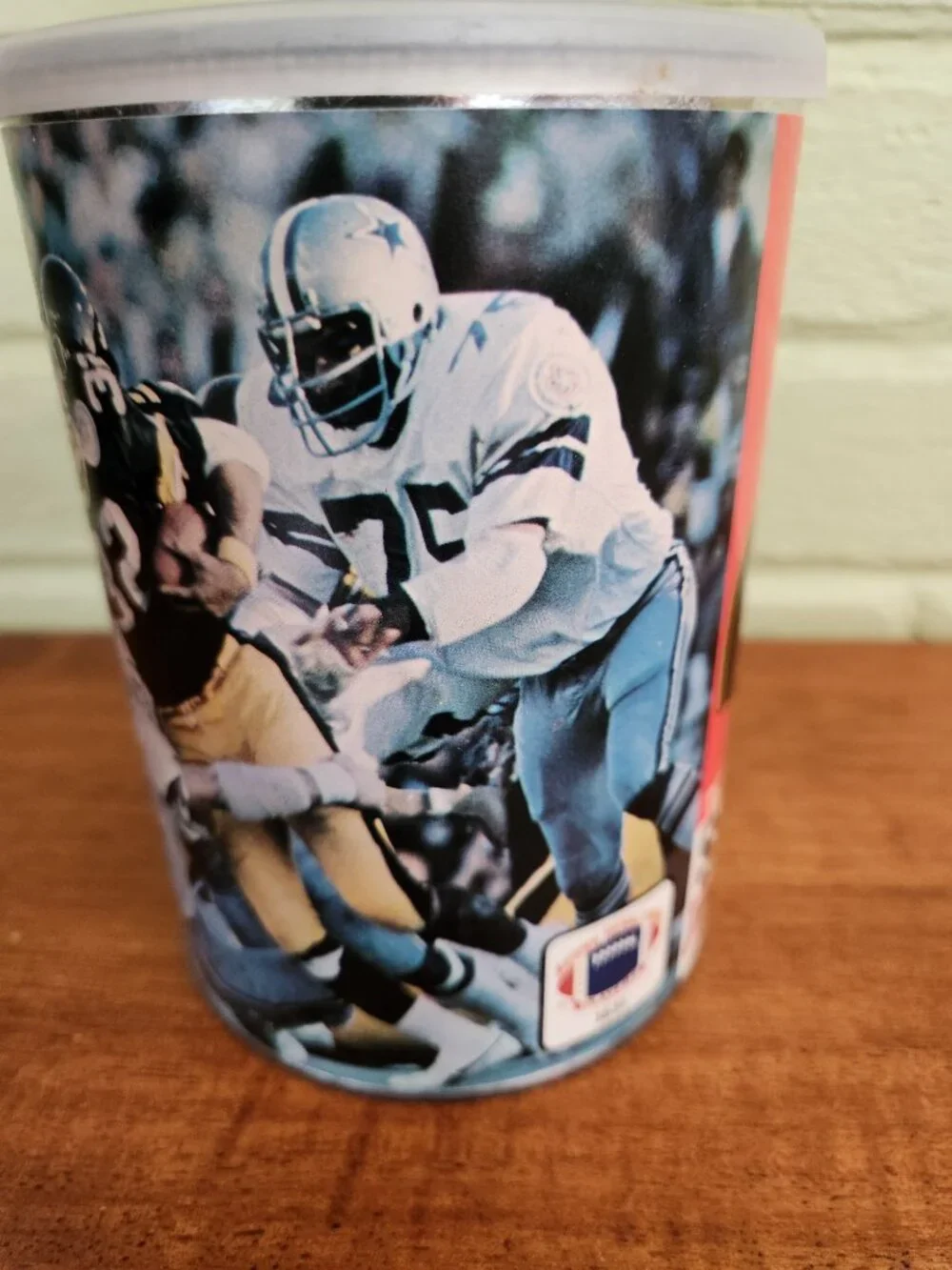 Vintage NFL 1976 Pittsburgh Steelers Dallas Cowboys Jigsaw Puzzle Canister T1